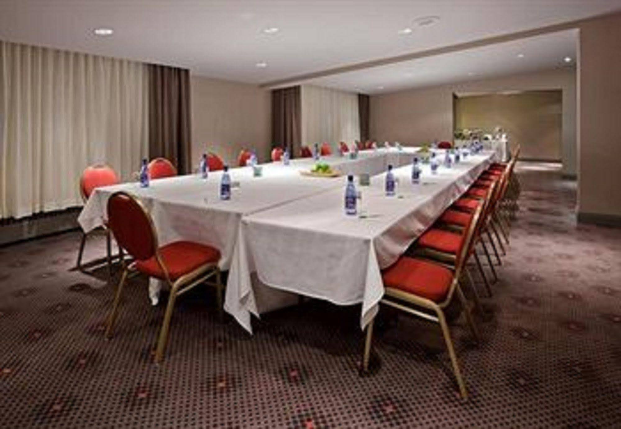 Holiday Inn Toronto Airport East By Ihg Obchodní fotografie